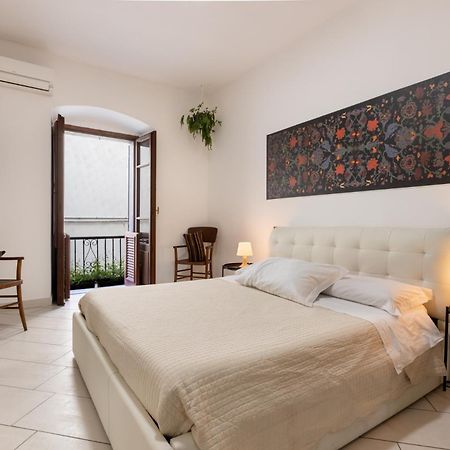 Locanda Del Buongustaio Cagliari Esterno foto